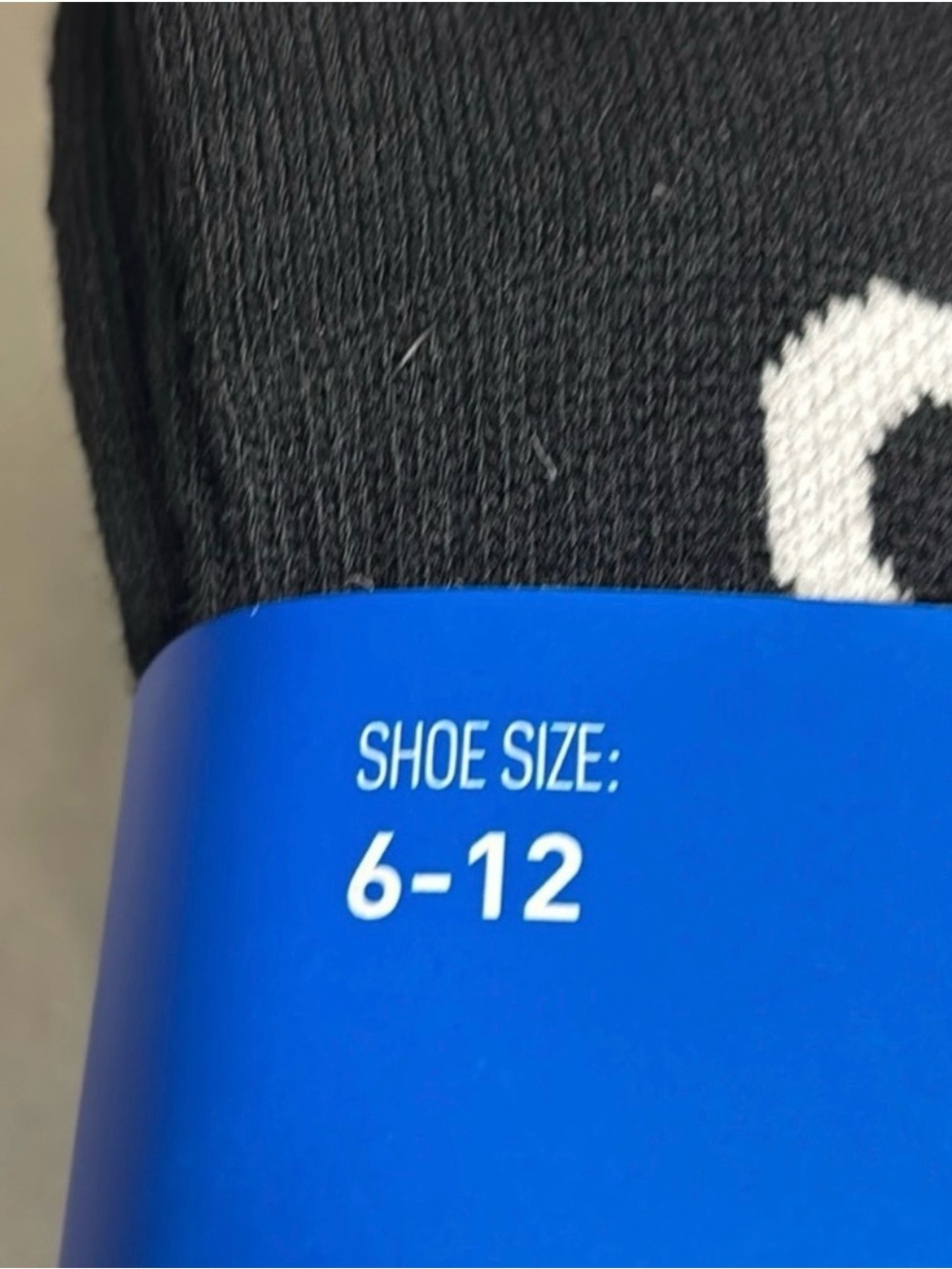 New Adidas Socks Men’s 6 Pair Black Crew Socks Logo Casual Athletic Activewear - Picture 8 of 12